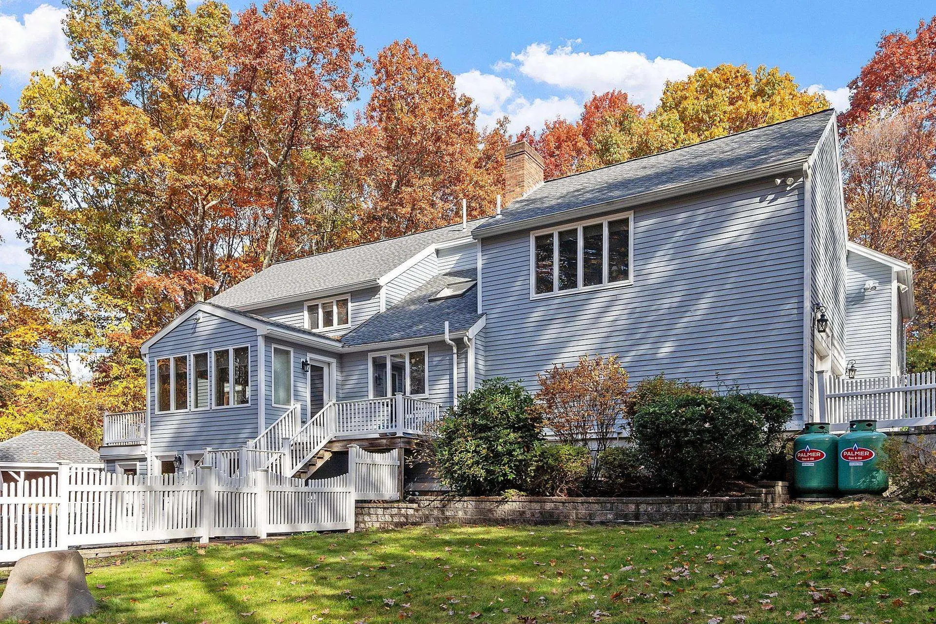 23 Hawthorne Road Windham NH 03087