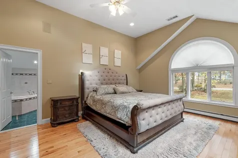 23 Hawthorne Road Windham NH 03087