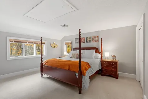 23 Hawthorne Road Windham NH 03087