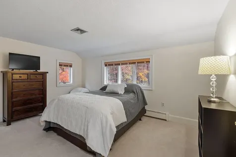 23 Hawthorne Road Windham NH 03087