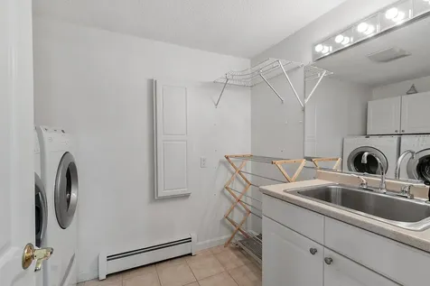 23 Hawthorne Road Windham NH 03087