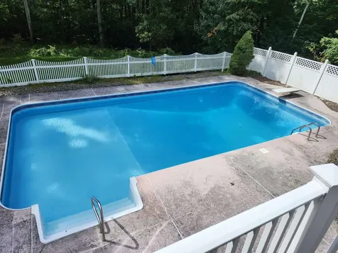 23 Hawthorne Road Windham NH 03087