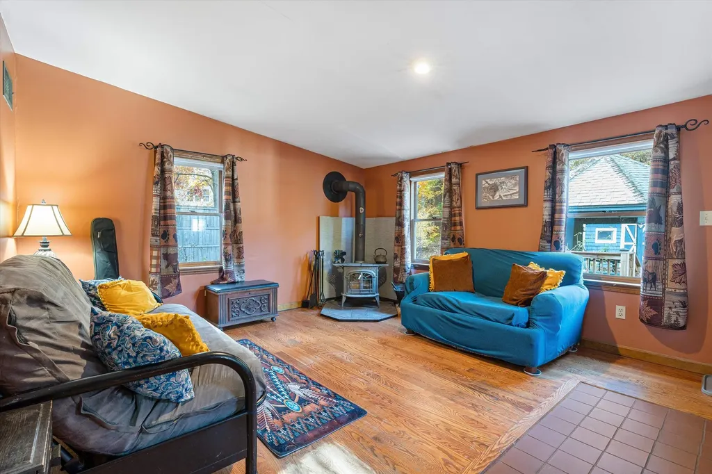 161 Fordway Extension Derry NH 03038
