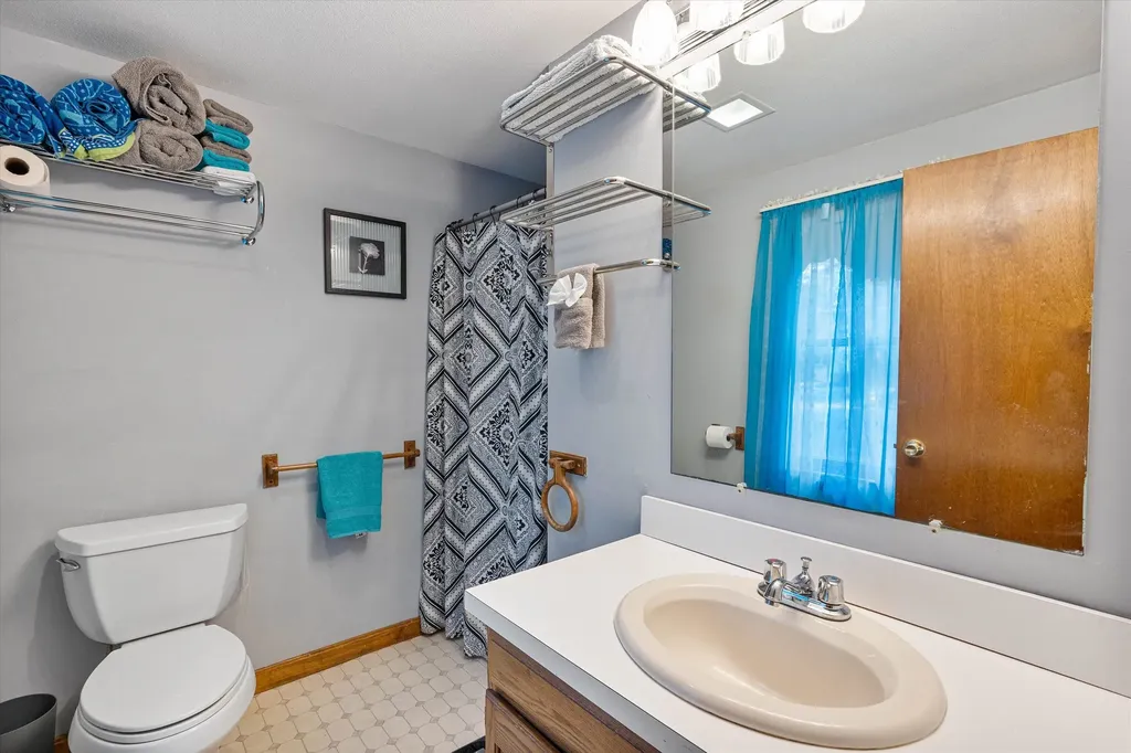 161 Fordway Extension Derry NH 03038