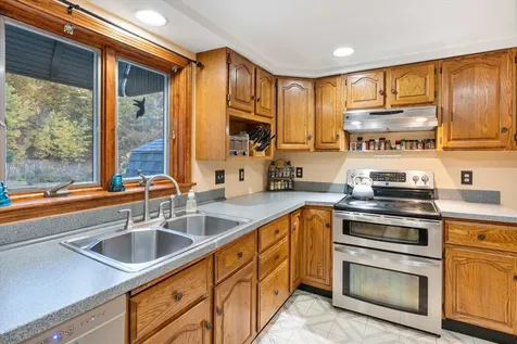 161 Fordway Extension Derry NH 03038