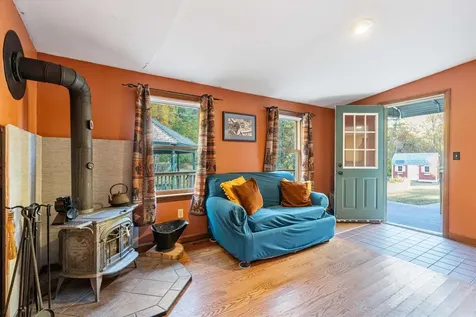 161 Fordway Extension Derry NH 03038