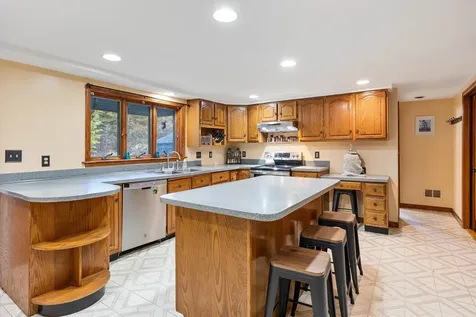 161 Fordway Extension Derry NH 03038