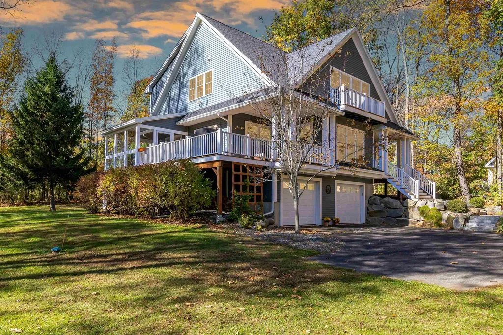 7 Heron Way Stratham NH 03885
