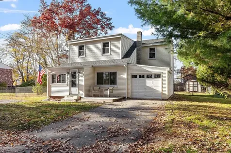 9 Belmont Street Salem NH 03079