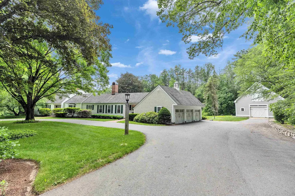 16 Storybrook Lane Amherst NH 03031
