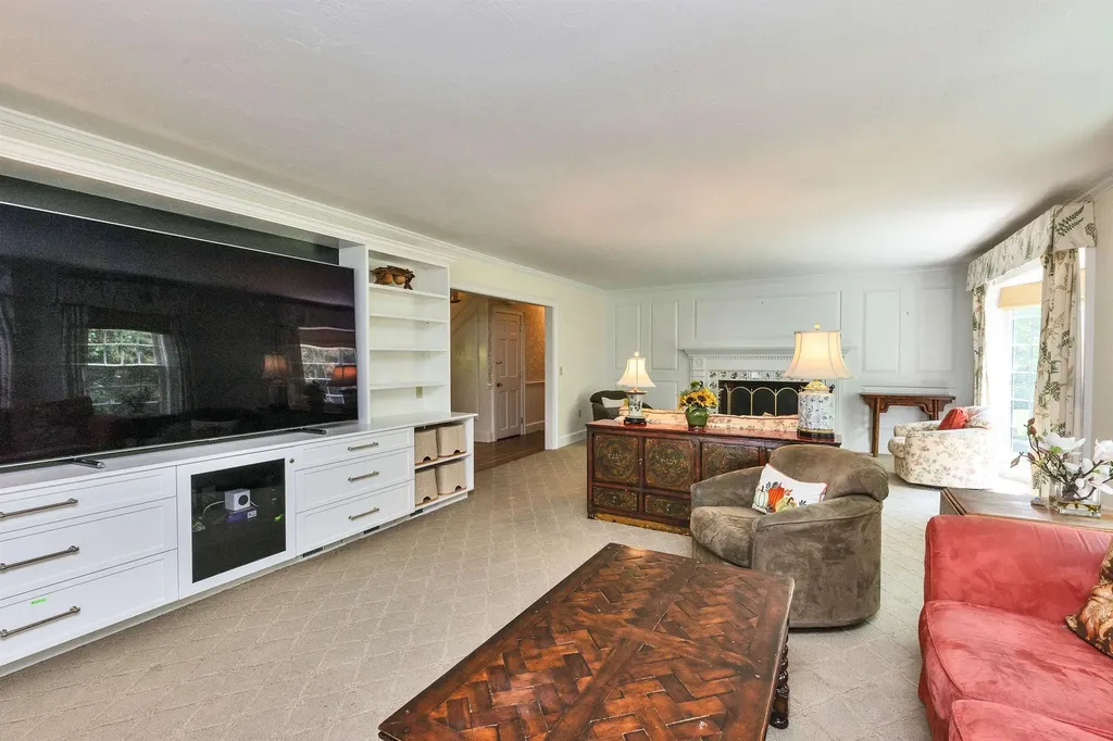 16 Storybrook Lane Amherst NH 03031