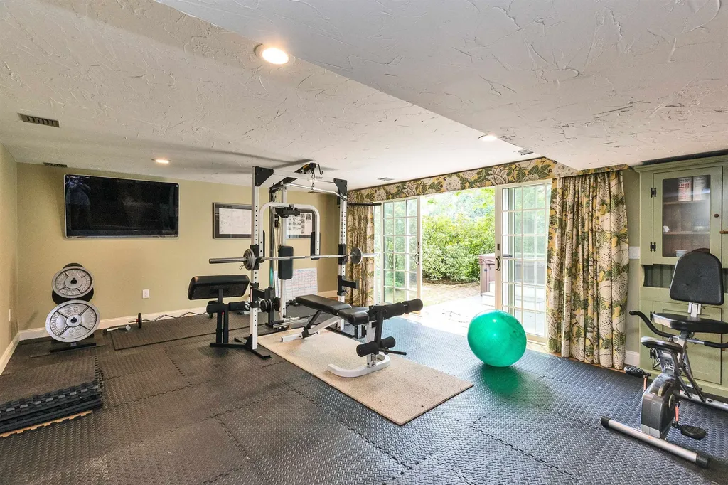 16 Storybrook Lane Amherst NH 03031