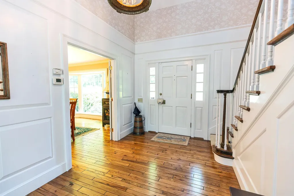 16 Storybrook Lane Amherst NH 03031