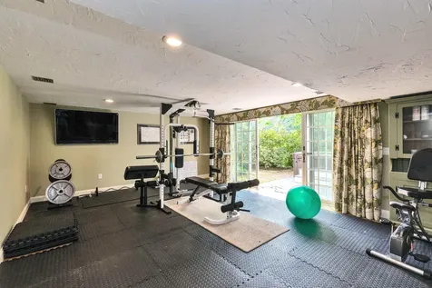 16 Storybrook Lane Amherst NH 03031