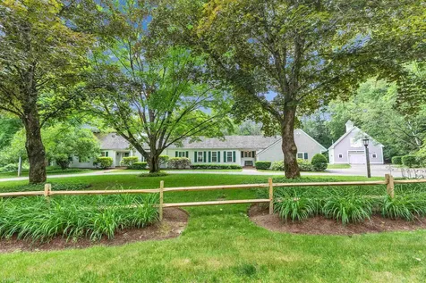 16 Storybrook Lane Amherst NH 03031