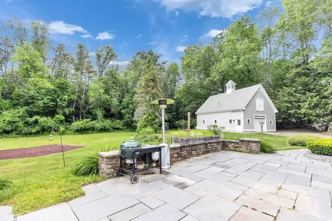 16 Storybrook Lane Amherst NH 03031