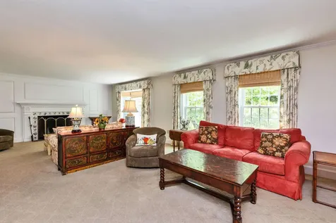 16 Storybrook Lane Amherst NH 03031