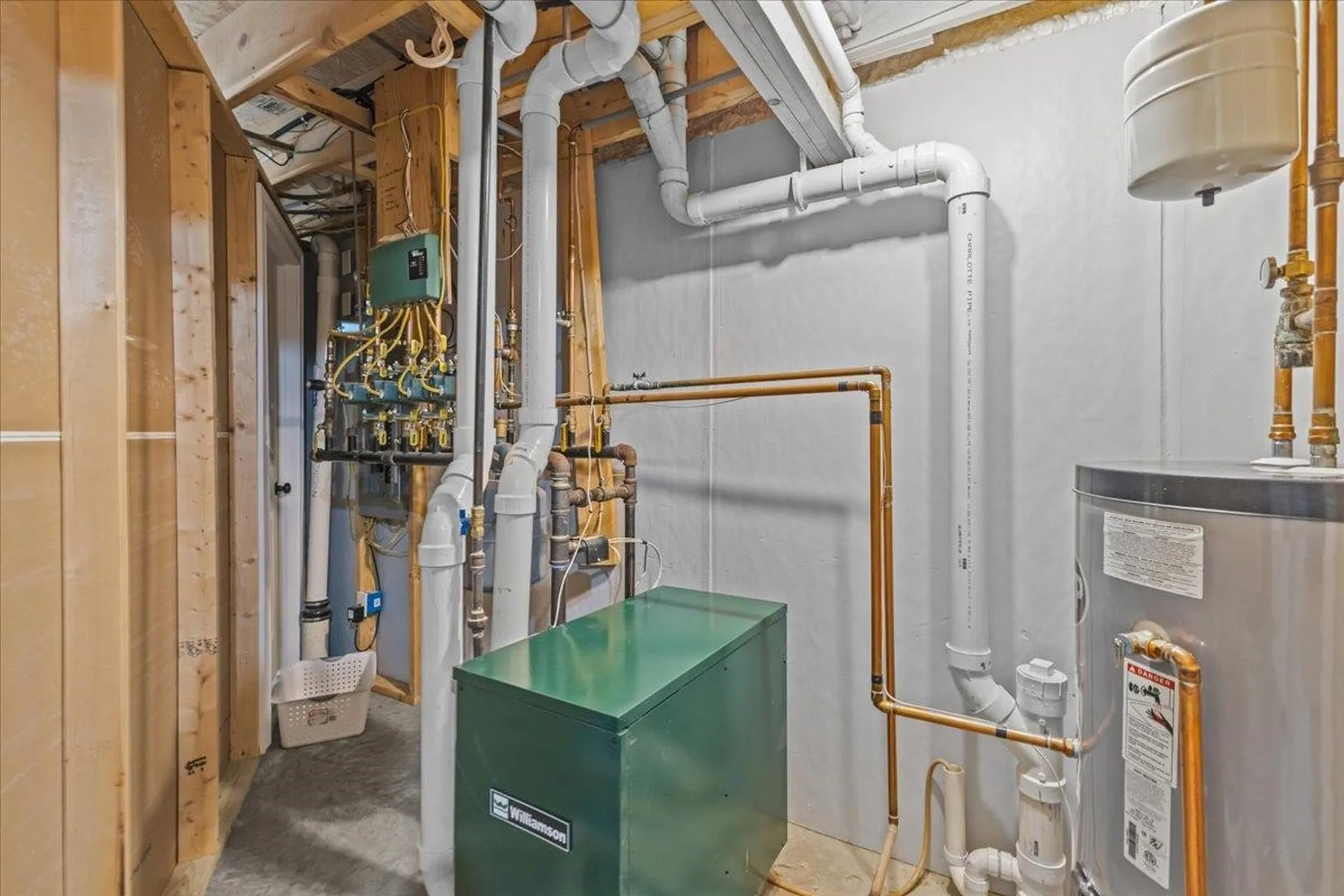 55 Over Lake Court St. Albans Town VT 05478