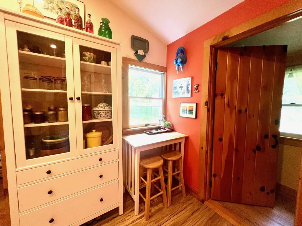 1171 Wickopee Hill Dummerston VT 05301