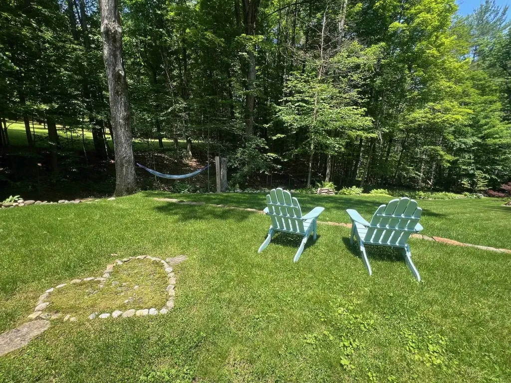 1171 Wickopee Hill Dummerston VT 05301