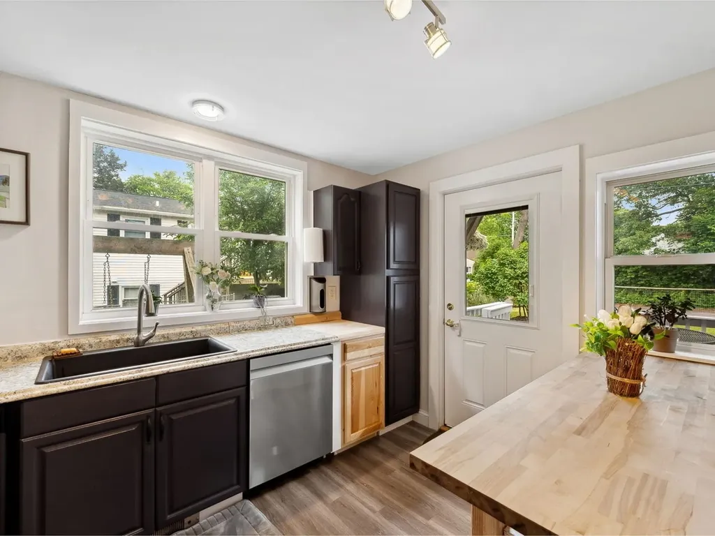 50 Cottage Grove Burlington VT 05408