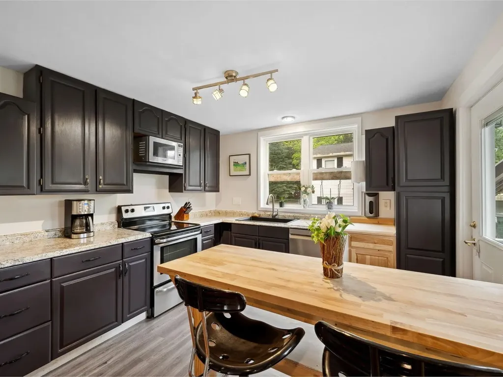 50 Cottage Grove Burlington VT 05408