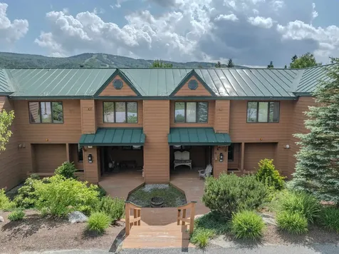 54 Appleby Close Carroll NH 03575