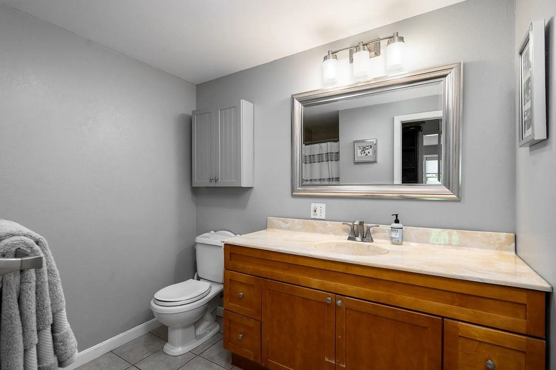 27 Wentworth Terrace Dover NH 03820