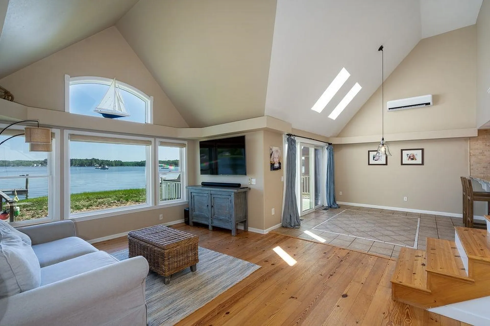 27 Wentworth Terrace Dover NH 03820