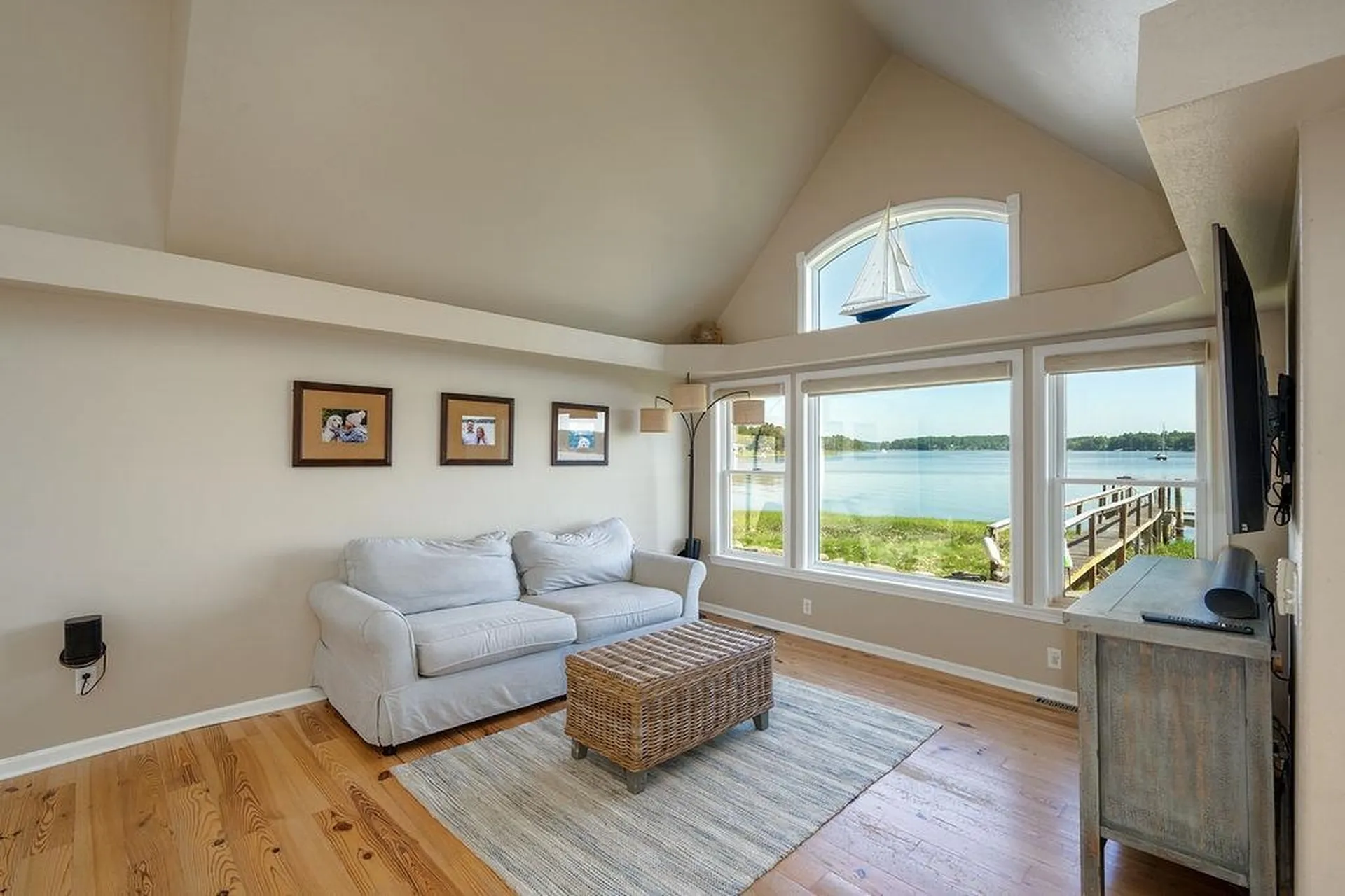 27 Wentworth Terrace Dover NH 03820