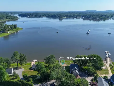 27 Wentworth Terrace Dover NH 03820