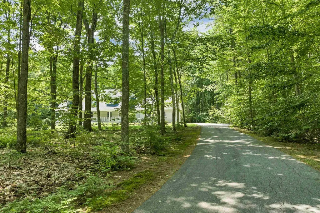 292 Forest Road Wolfeboro NH 03894