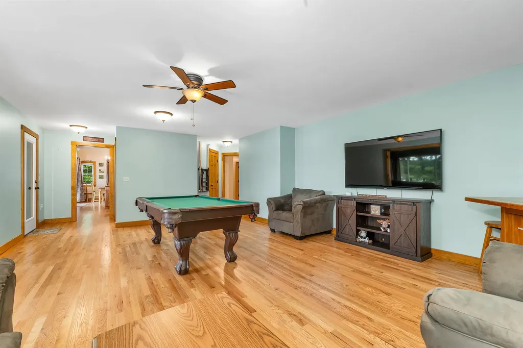 9 Country Lane New Durham NH 03855