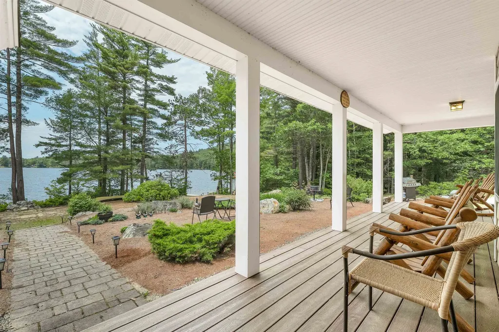 9 Country Lane New Durham NH 03855