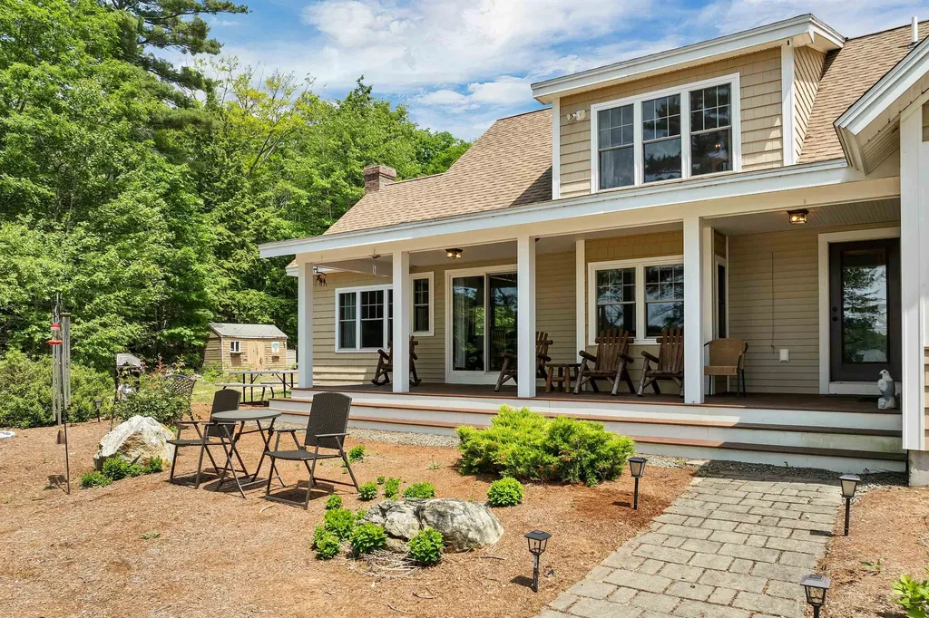 9 Country Lane New Durham NH 03855