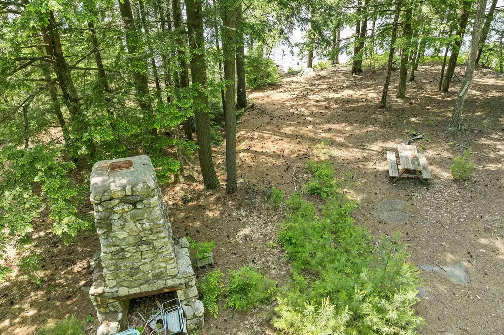 9 Country Lane New Durham NH 03855