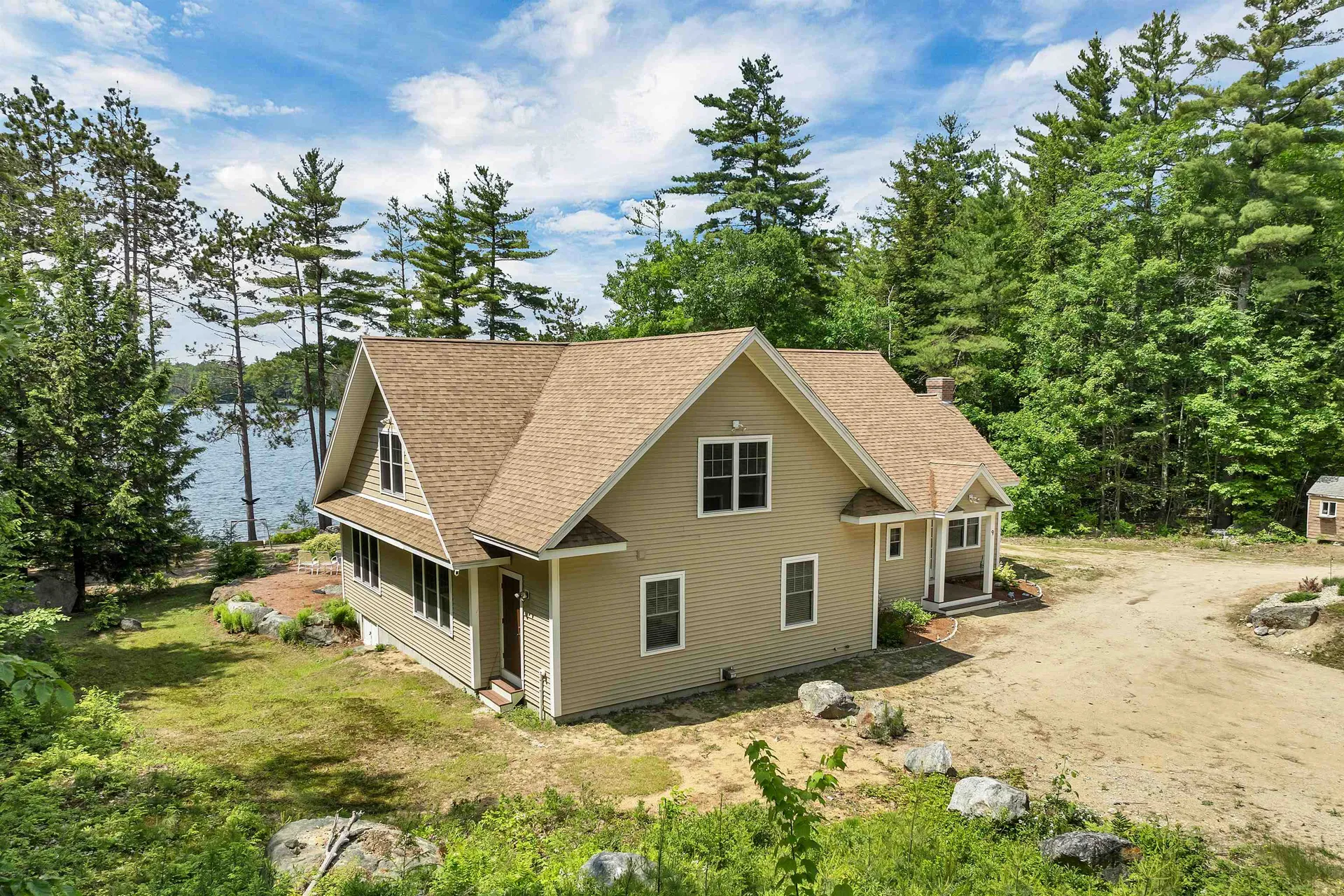 9 Country Lane New Durham NH 03855