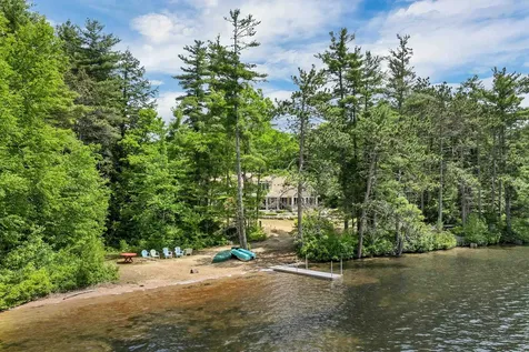 9 Country Lane New Durham NH 03855