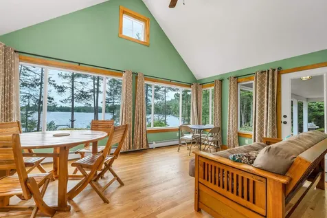 9 Country Lane New Durham NH 03855