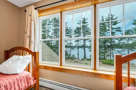 9 Country Lane New Durham NH 03855