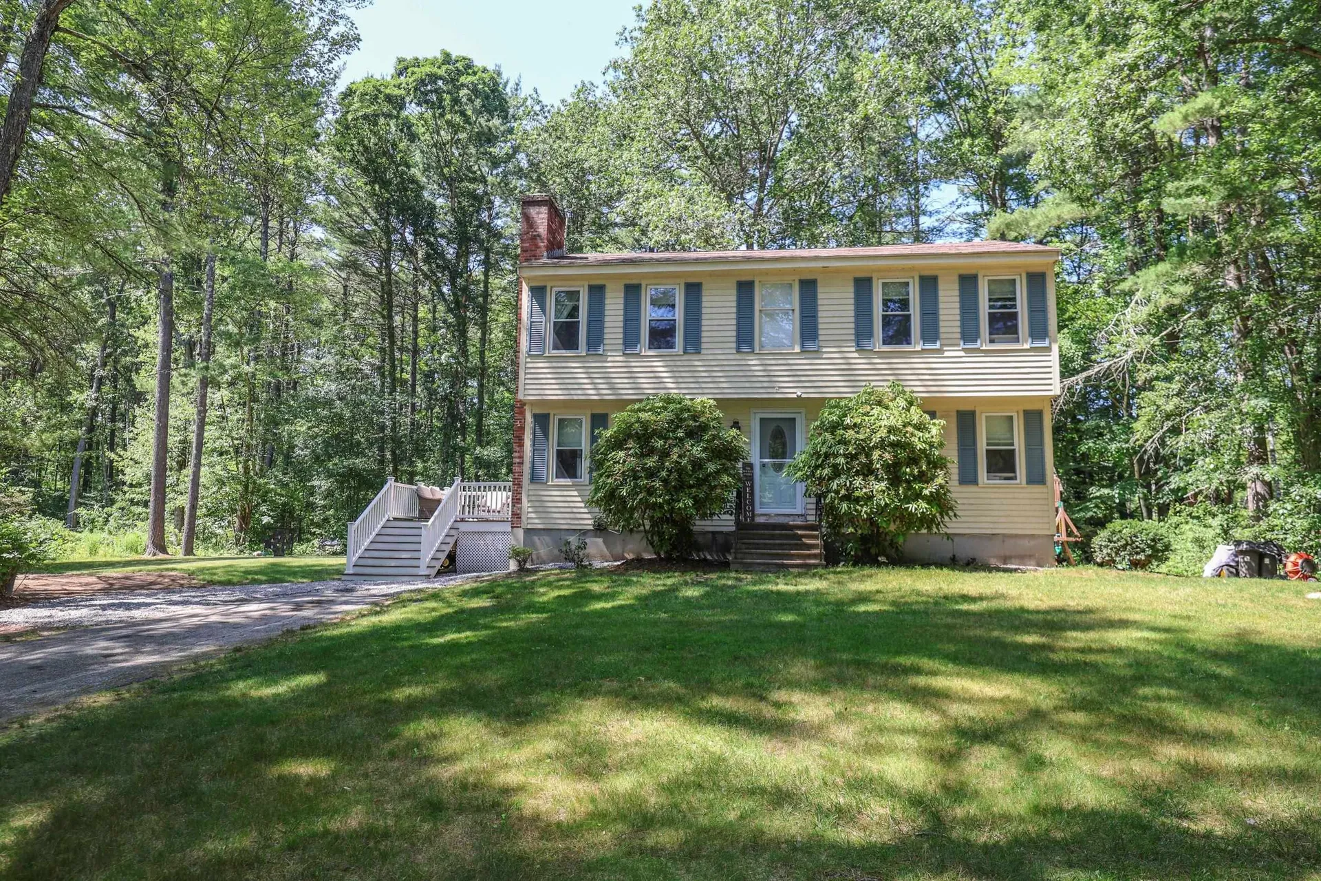 26 Wilshire Drive Londonderry NH 03053