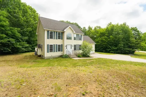 11 Stonington Drive Belmont NH 03220