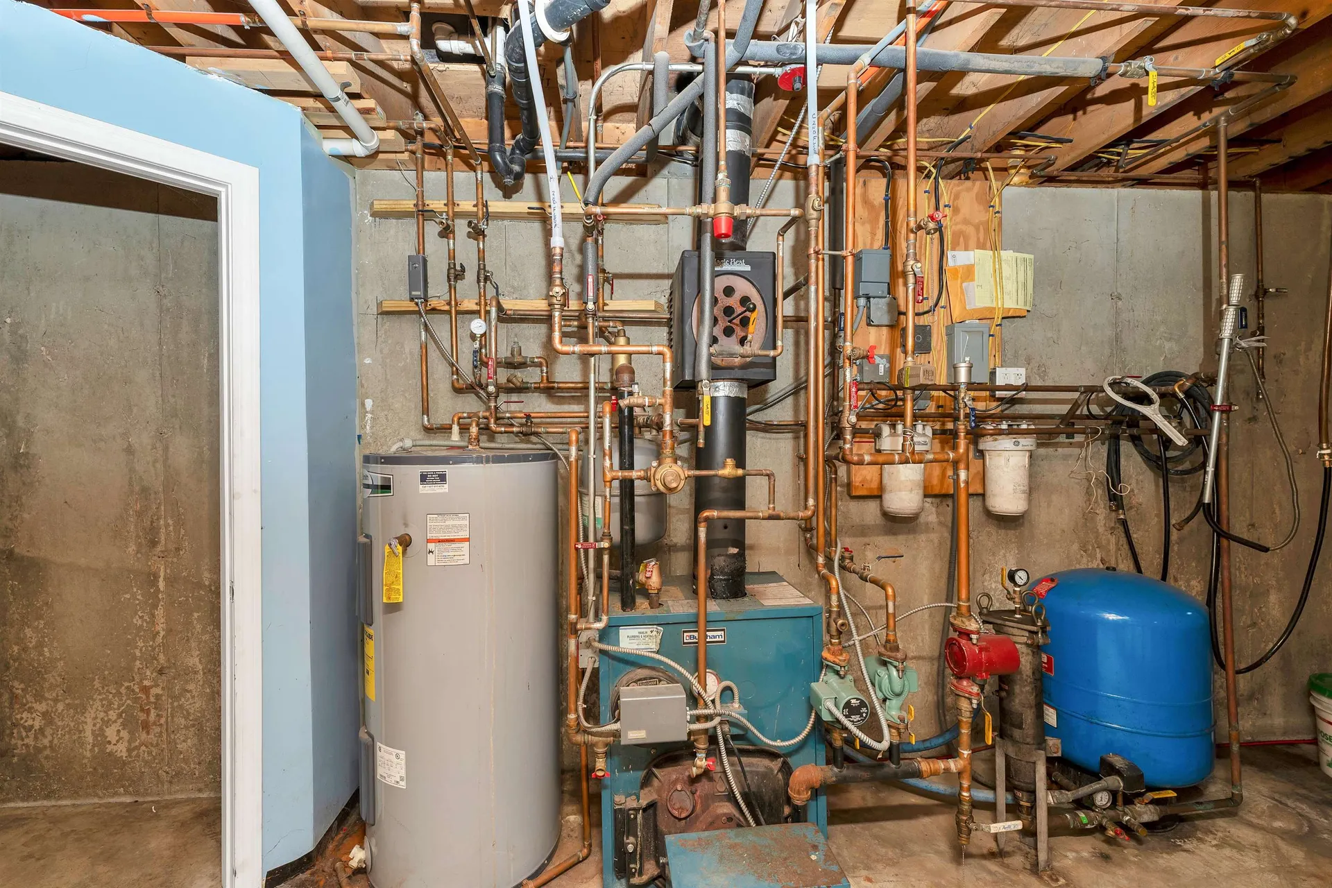 590 Shaker Road Canterbury NH 03224