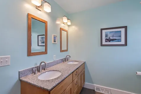 2 Meadow Road South Burlington VT 05403