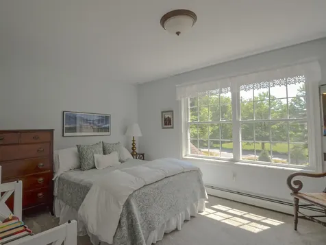 138 Page Road New London NH 03257