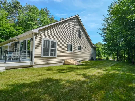 138 Page Road New London NH 03257