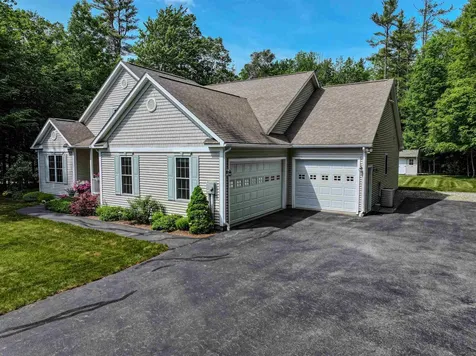 138 Page Road New London NH 03257