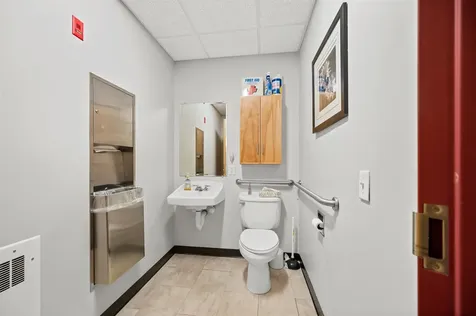 2096 Airport Road Berlin VT 05641