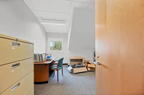 2096 Airport Road Berlin VT 05641