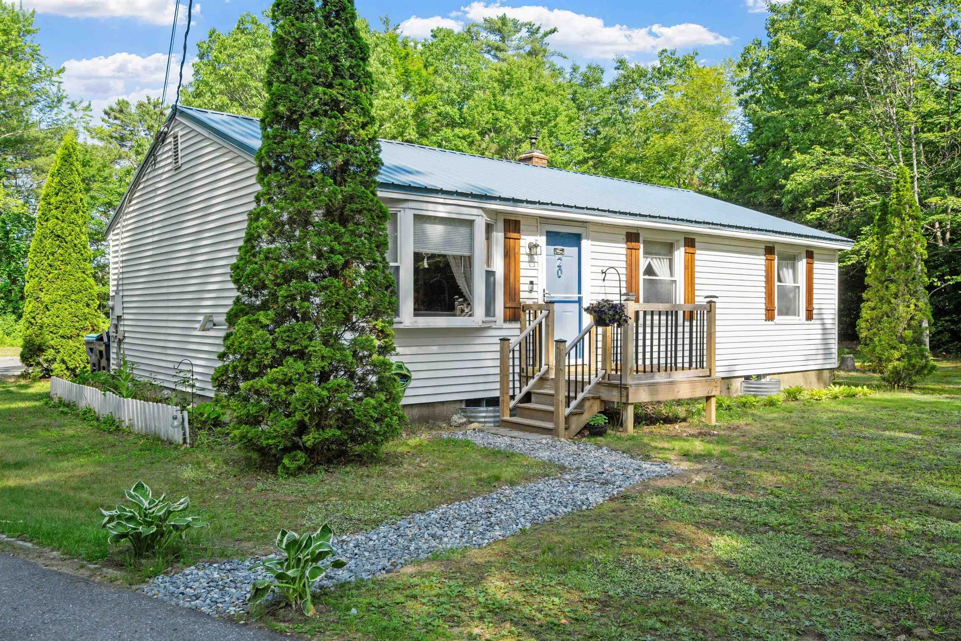 20 Tioga Drive Belmont NH 03220